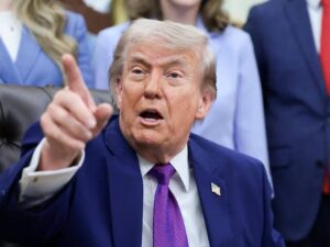 Trump signs Iran memorandum, warns of renewed strikes IMG 1148