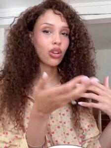 Model and Content Creator Nara Smith Opens Up on Two-Year-Old Daughter’s Cancer Diagnosis IMG 1792