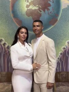 The Way We Live: Cristiano Ronaldo Married in His Sitting Room. Why Do We Spend Millions to Impress People? IMG 3714