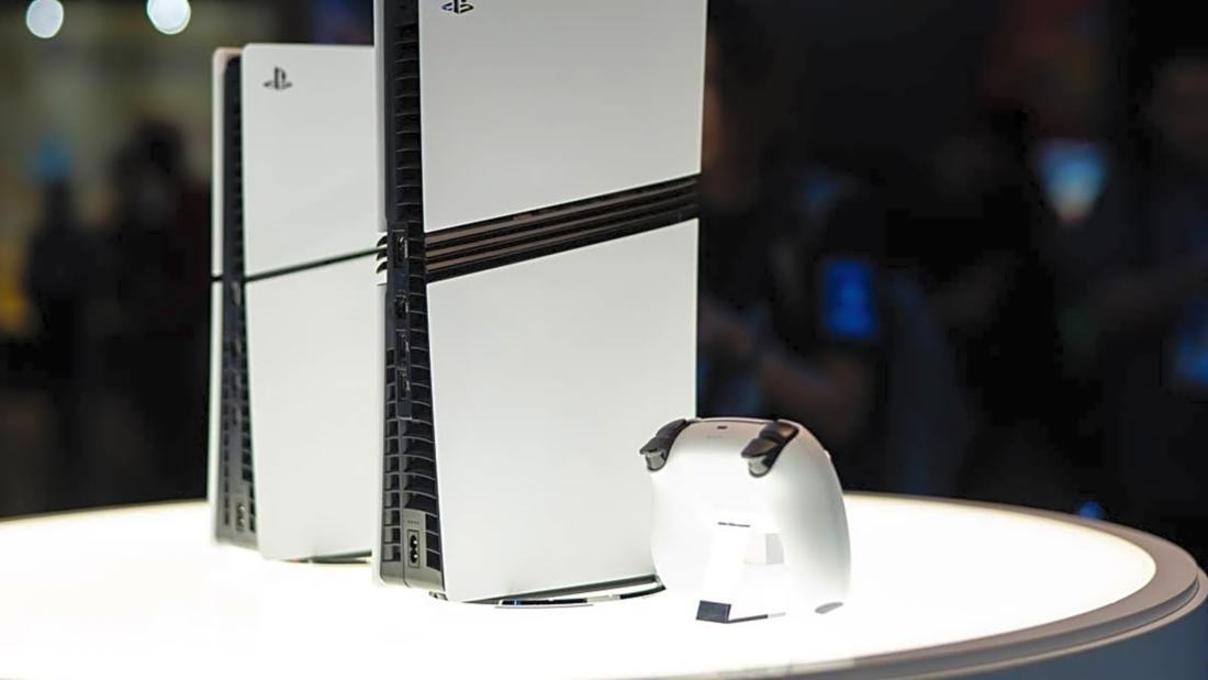 chiba japan september 26 sony playstation 5 pro r and playstation 5 digital edition l video game consoles are displayed during the tokyo game show 2024 at makuhari messe on september 26 2024 in chiba